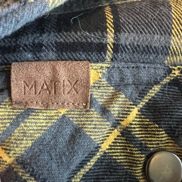 Matix plaid and fleece jacket - Picture 2 of 4